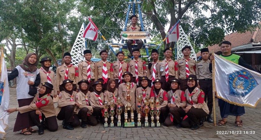 MA Walisongo Juara Umum Kemah Hari Santri Nasional HSN 2022